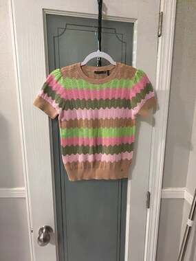 NONO Multicolored Zigzag Knit Short Sleeve Top